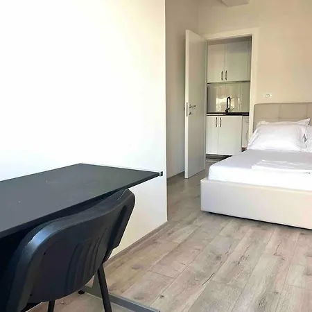 White Melody Apartman Tirana